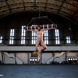 Robert Axel in 'Kink Men' - Straight Muscle God (Thumbnail 9)