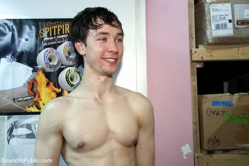 Kink Men 'Skater Punk Gets What He Deserves' starring Rob Yaeger (Photo 18)