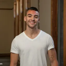 Johnny Torque in 'Kink Men' Straight Hunk Johnny Torque's First Time Bound (Thumbnail 5)