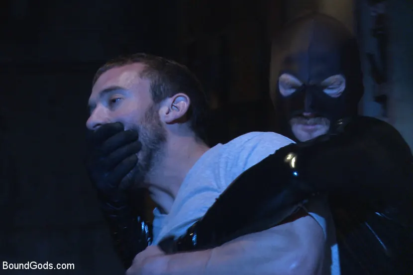 Kink Men 'Unwilling Onyx Recruit Mike Gaite - The Onyx and The Redz Series' starring Adam Herst (Photo 4)