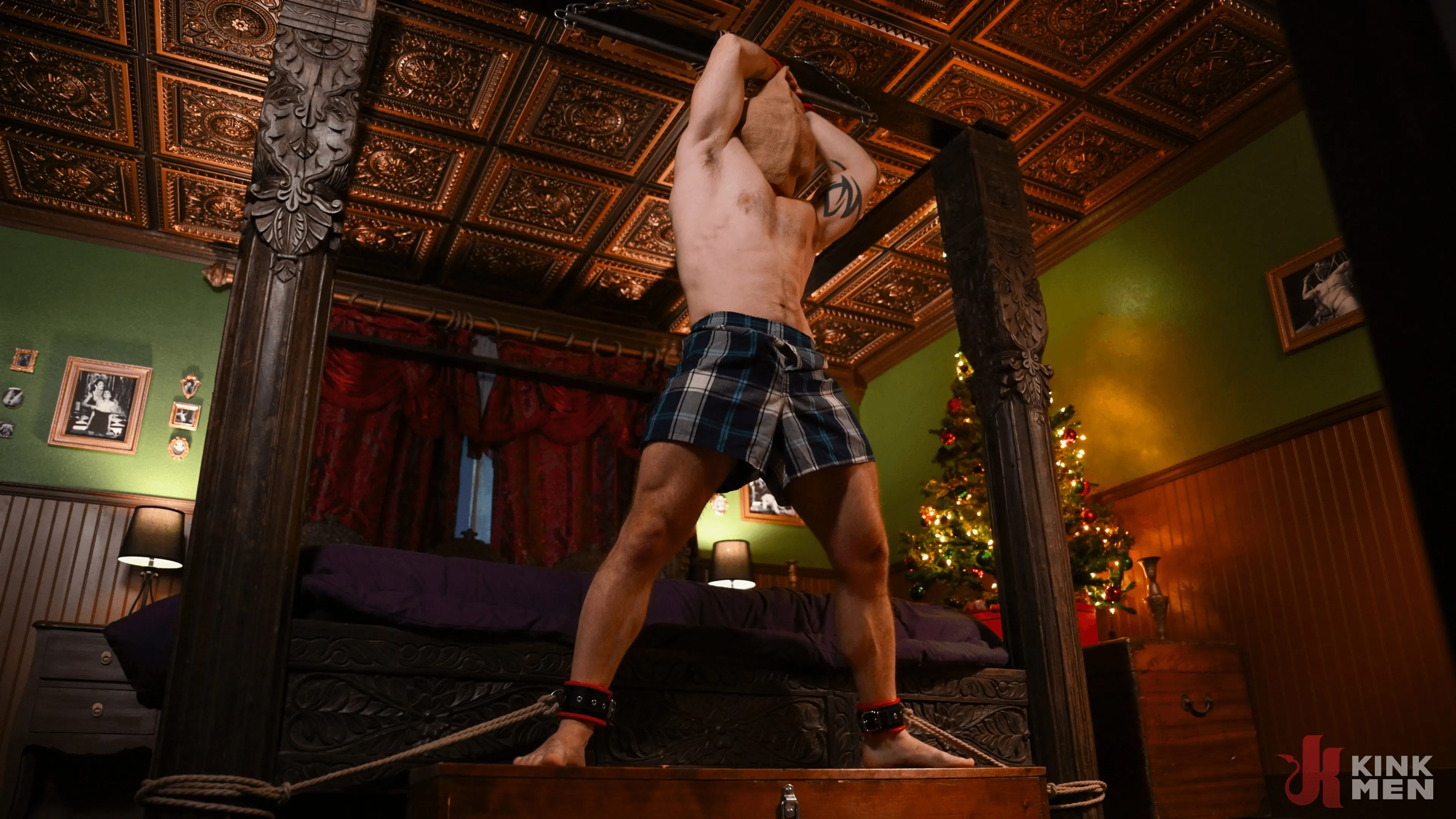 Kink Men 'A Gift For My Stepfather: Master Santa Christian Wilde and his Elves make Baxxx's Dreams Cum True' starring Baxxx (Photo 3)