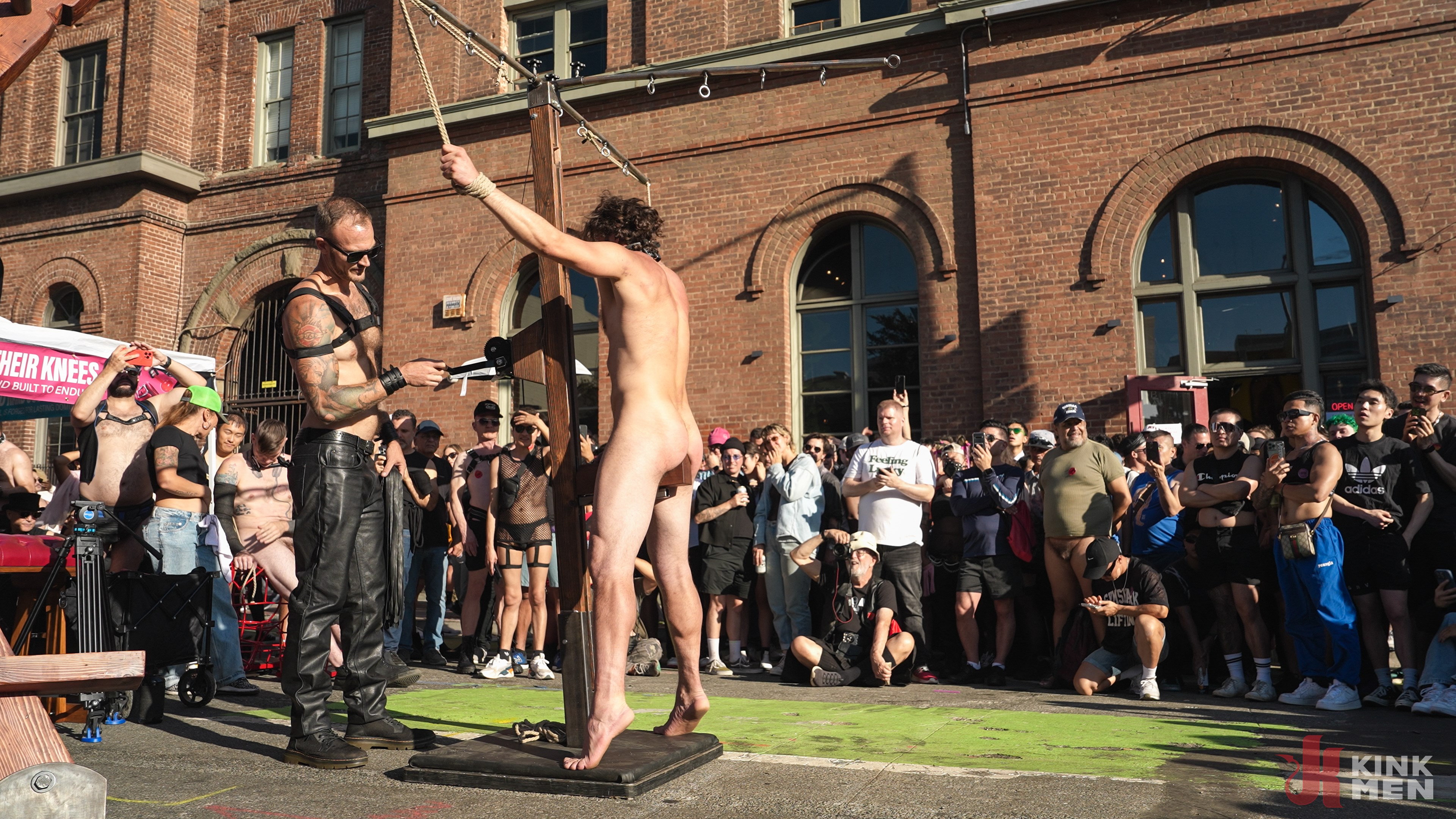 Kink Men 'Folsom Street Fair 2024, Part One' starring Buck Richards (Photo 27)
