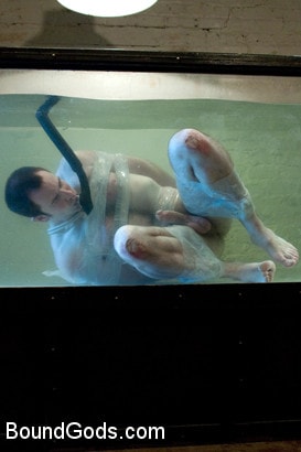 Kink Men 'Bound in the sleepsack, submerged under water and made to cum.' starring CJ Madison (Photo 12)