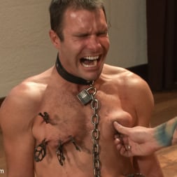 Cameron Kincade in 'Kink Men' Leather Daddy makes a bondage house call (Thumbnail 14)