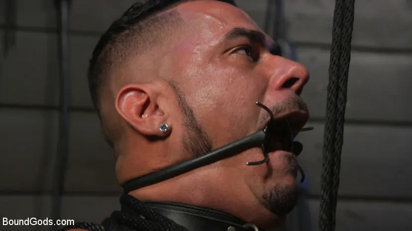 Kink Men 'Surrenders to Mr. Roman' starring Cesar Xes (Photo 19)