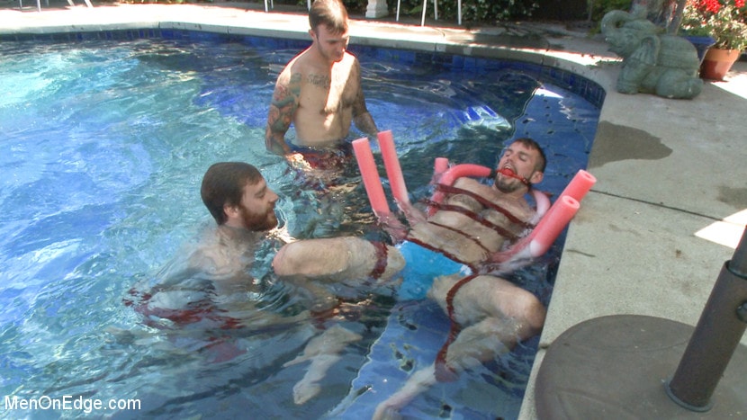 Kink Men 'The Pool Boy' starring Chris Harder (Photo 2)