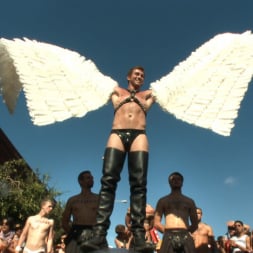 Connor Maguire in 'Kink Men' Folsom Street Whore tormented in front of thousands of people (Thumbnail 10)