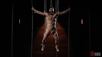 Crush Daddy に 'Fresh Meat for Daddy'