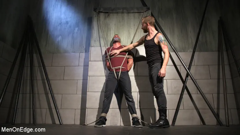Kink Men 'Straight Beefcake Stud Gets Edged' starring Darin Silvers (Photo 19)