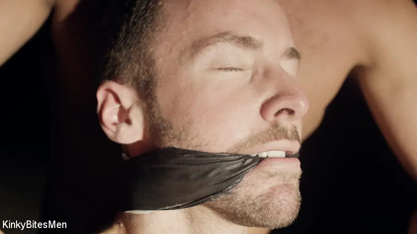 Kink Men 'Desert Abduction: Dominic Pacifico Dominates Alex Hawk' starring Dominic Pacifico (Photo 3)