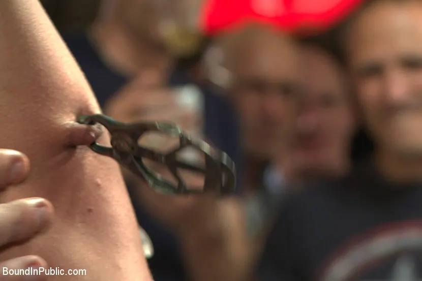 Kink Men 'Hot art thief with a big cock beaten and fucked into submission' starring Eli Hunter (Photo 18)