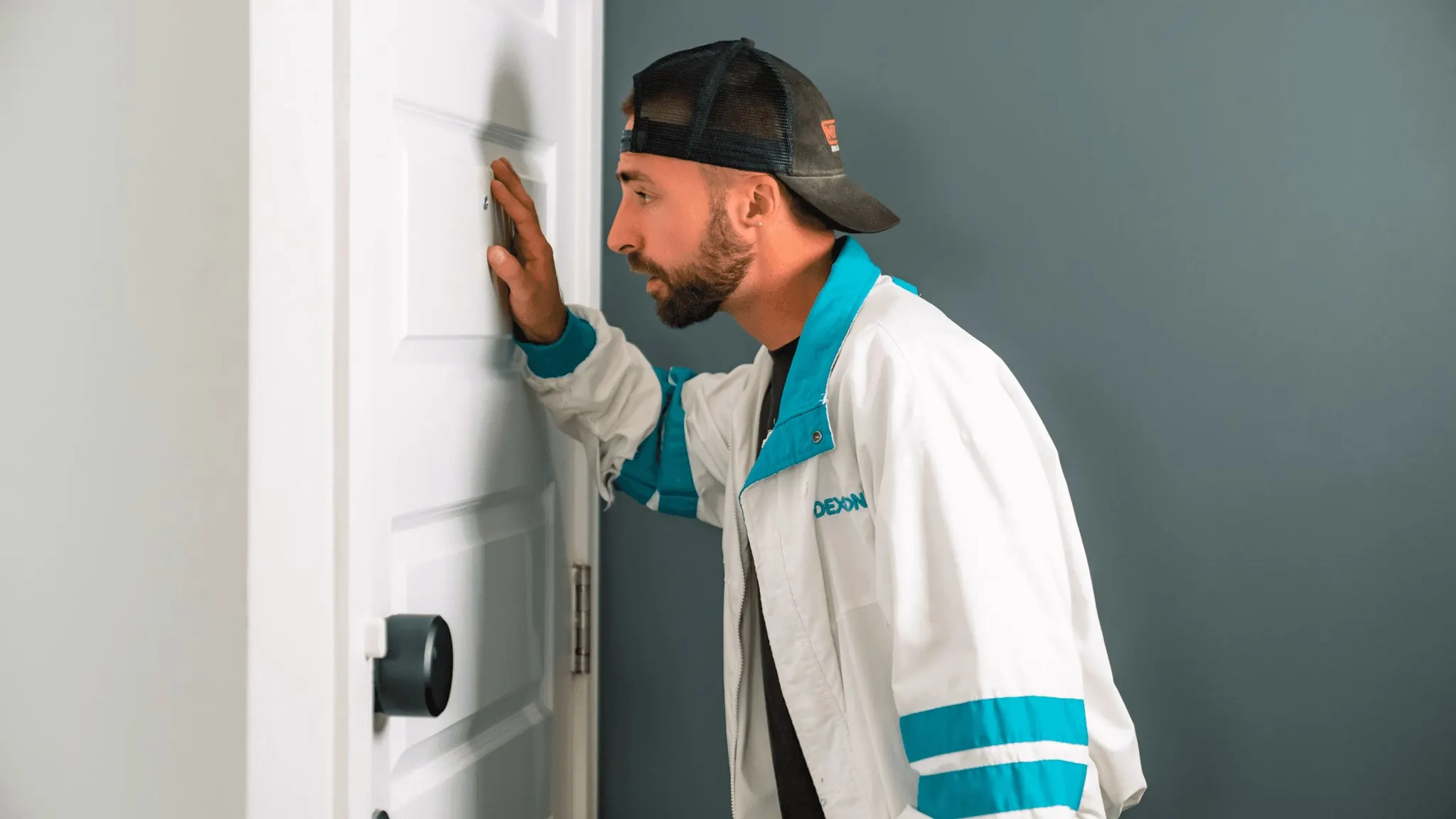 Kink Men 'The arborists scene 3 - Rent due' starring Jeremy London (Photo 7)