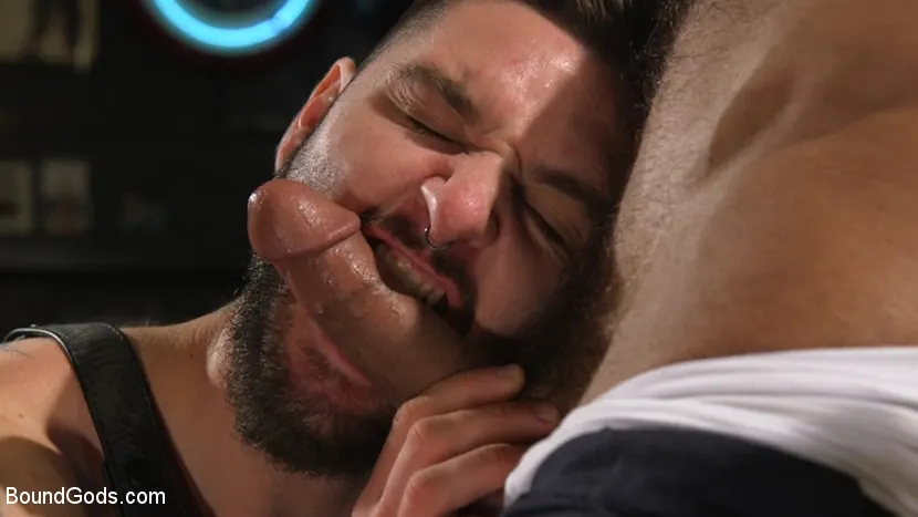 Kink Men 'Teddy Bryce Slams Jessie Colter at the Powerhouse Bar' starring Jessie Colter (Photo 4)