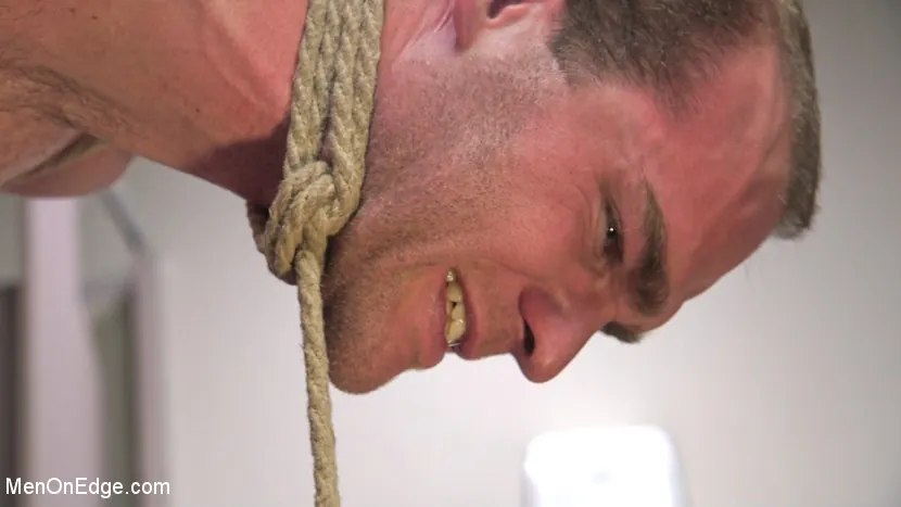 Kink Men 'Cruising for an edging' starring Jonah Marx (Photo 12)