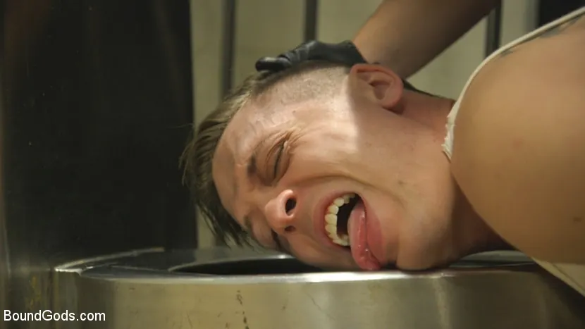 Kink Men 'Officer Boss is THE BOSS!' starring Jordan Boss (Photo 11)