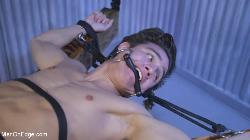 Kink Men 'Muscle Twink Josh Hunter Edged in Captivity' starring Josh Hunter (Photo 1)