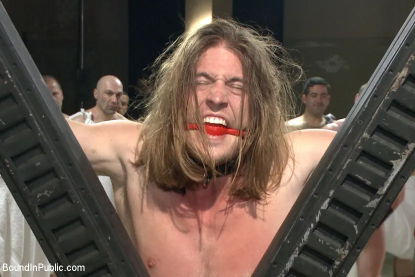 Kink Men 'PUNISH THE ESCAPED GLADIATOR FOR HIS CRIMES AGAINST ROME!!!' starring Kip Johnson (Photo 5)