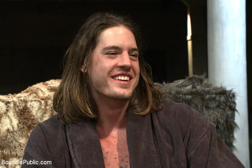 Kink Men 'When in Rome, torture and gang bang!' starring Kip Johnson (Photo 6)