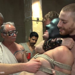 Kip Johnson in 'Kink Men' When in Rome, torture and gang bang! (Thumbnail 18)