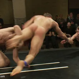 Leo Forte in 'Kink Men' Trent Diesel and Sebastian Keys vs Leo Forte and DJ Live Match (Thumbnail 8)