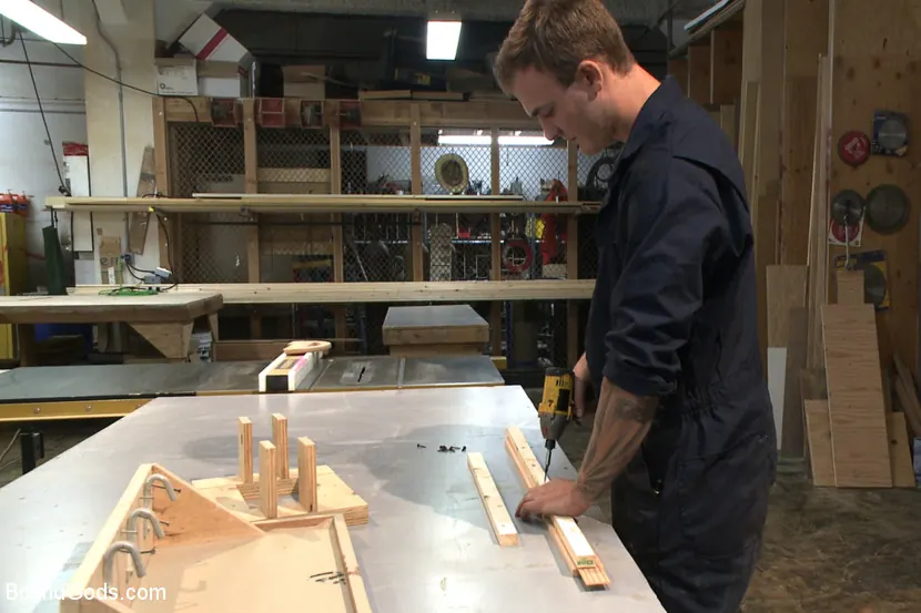 Leo Sweetwood in 'Time for you to learn your lesson punk!' from 'Kink Men' (Photo 7) Kink Men 'Time for you to learn your lesson punk!' starring Leo Sweetwood (Photo 7)