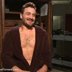 Leon Fox in 'Kink Men' One of the most intense 30MT to date! (Thumbnail 5)