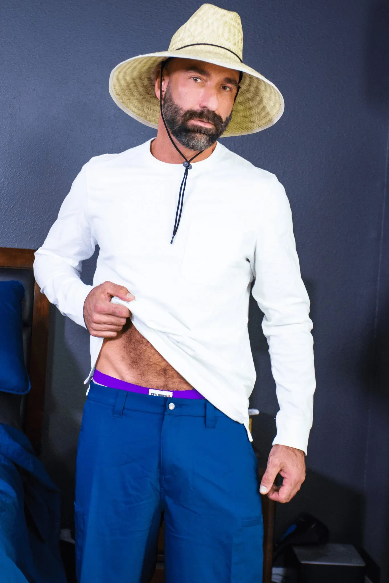 Kink Men 'The arborists scene 1 - part 1' starring Marco Napoli (Photo 17)