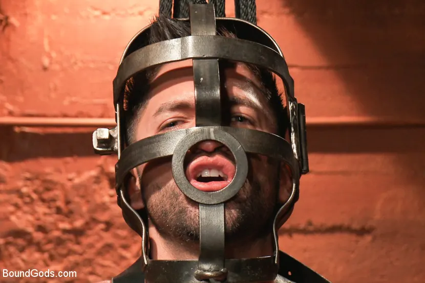 Kink Men 'Dominic Pacifico in Bondage Hell' starring Master Avery (Photo 3)