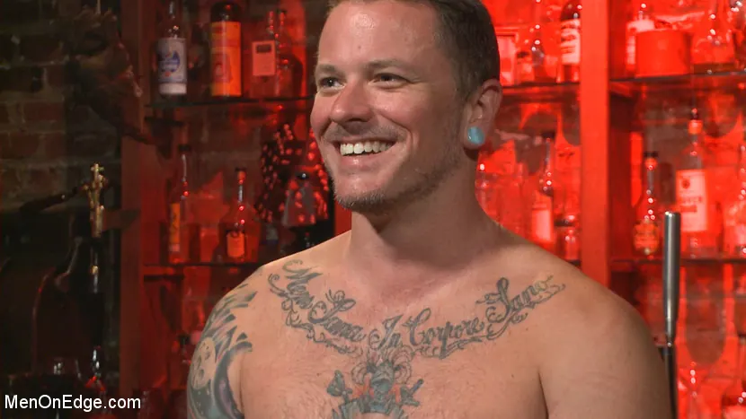 Kink Men 'Out-Creeping the Horny Bartender' starring Max Cameron (Photo 15)