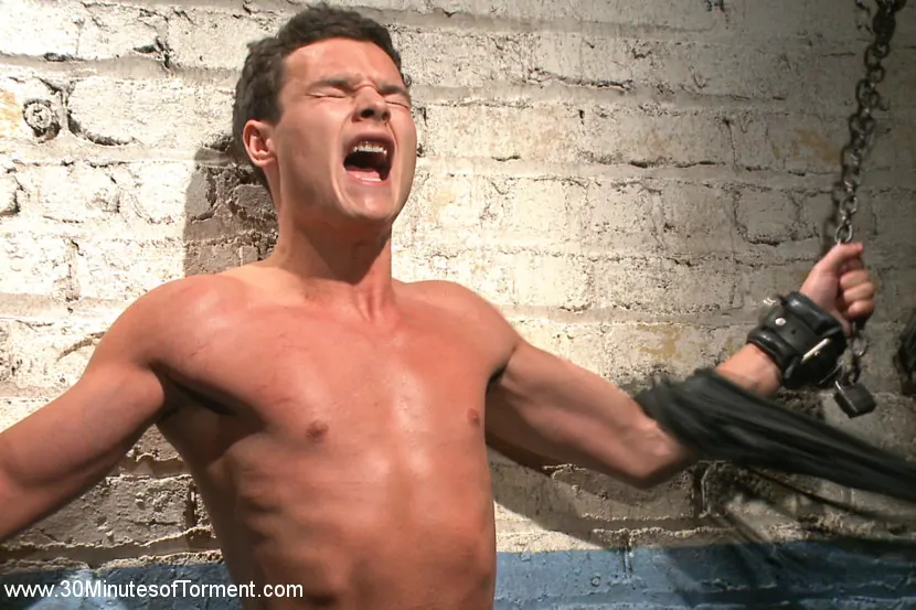 Kink Men 'Hot stud pushes his limits to the max!' starring Micky Mackenzie (Photo 1)