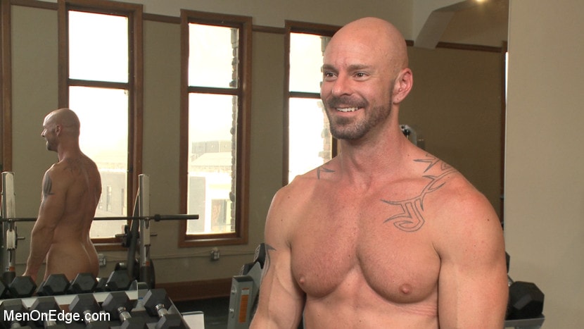 Kink Men 'Pervy handyman has his way with a hot muscle god at the gym' starring Mitch Vaughn (Photo 12)
