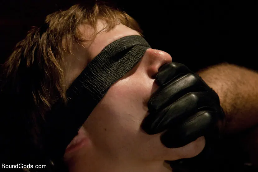 Kink Men 'Worshiping Spencer Reed' starring Noah Brooks (Photo 13)