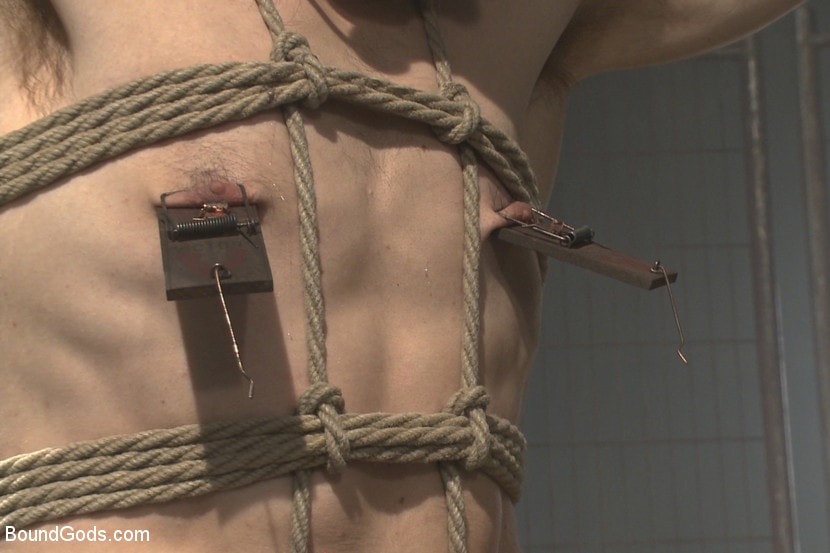 Kink Men 'Tormented with mousetraps and fucked into submission' starring Patrick Isley (Photo 18)