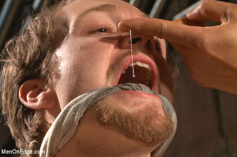 Kink Men 'Stud taken from a straight porn shoot and made to suck cock' starring Patrick Knight (Photo 12)