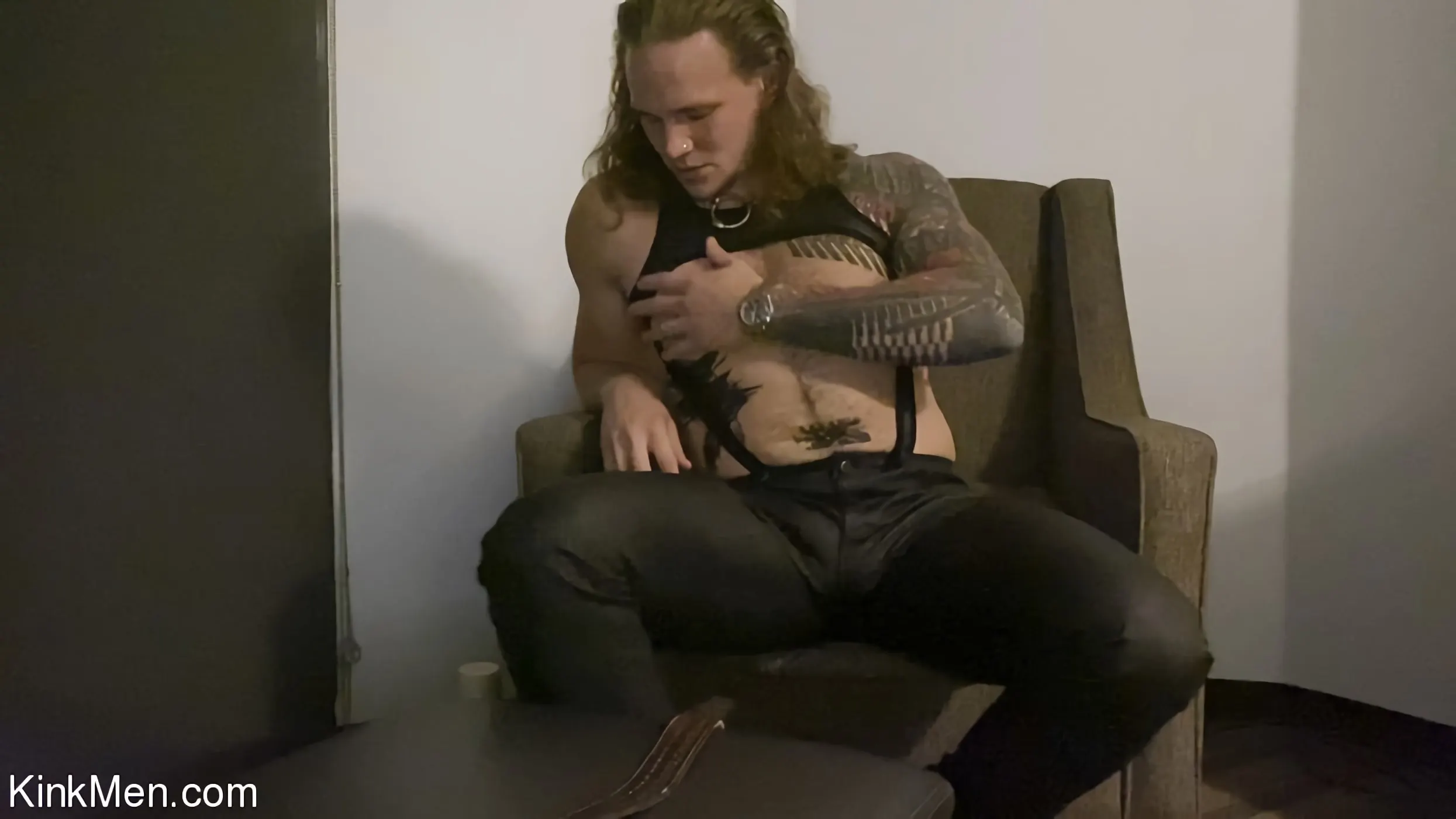 Kink Men 'Unloads Hot Jizz' starring Peter Hooke (Photo 10)