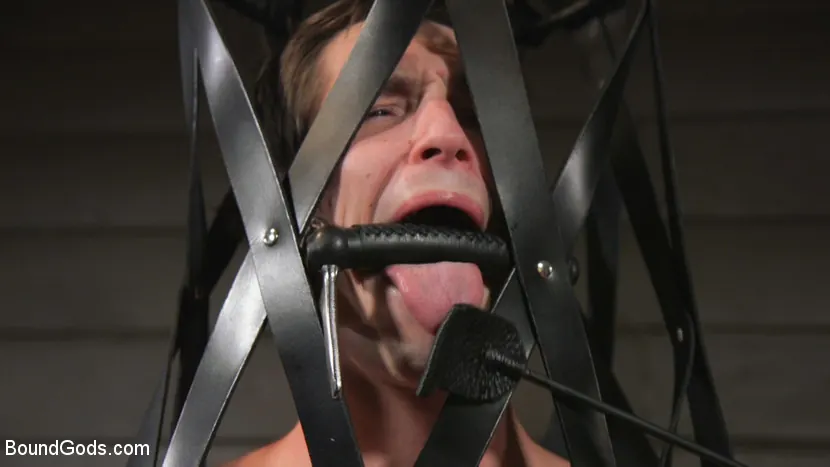 Kink Men 'Manhandles Tony Orlando' starring Pierce Paris (Photo 17)