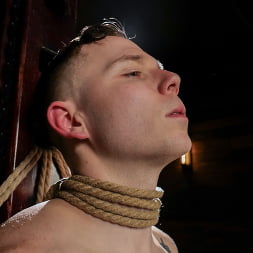 Pierce Paris in 'Kink Men' Please Use Me, Sir! (Thumbnail 25)
