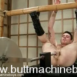 Richie Rennt in 'Kink Men' Richie Rennt (Thumbnail 3)