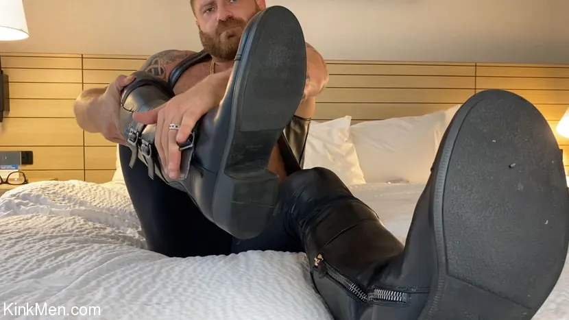 Kink Men 'Riley Mitchel: Solo Satisfaction' starring Riley Mitchel (Photo 2)