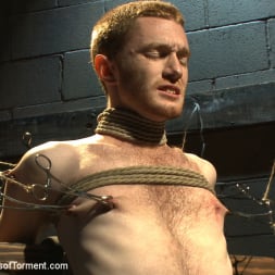 Seamus O'Reilly in 'Kink Men' - The Pit - The Chair - The Gimp Room (Thumbnail 14)