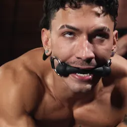 Siren Santiago in A Load Deserved (Photo 9) Siren Santiago in 'Kink Men' A Load Deserved (Thumbnail 9)