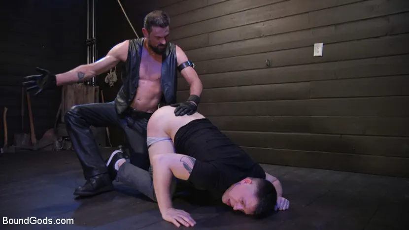 Kink Men 'Cowers Before Max Ferro' starring Tyler Rush (Photo 5)