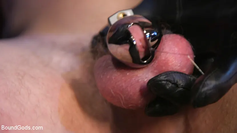 Kink Men 'Cowers Before Max Ferro' starring Tyler Rush (Photo 10)