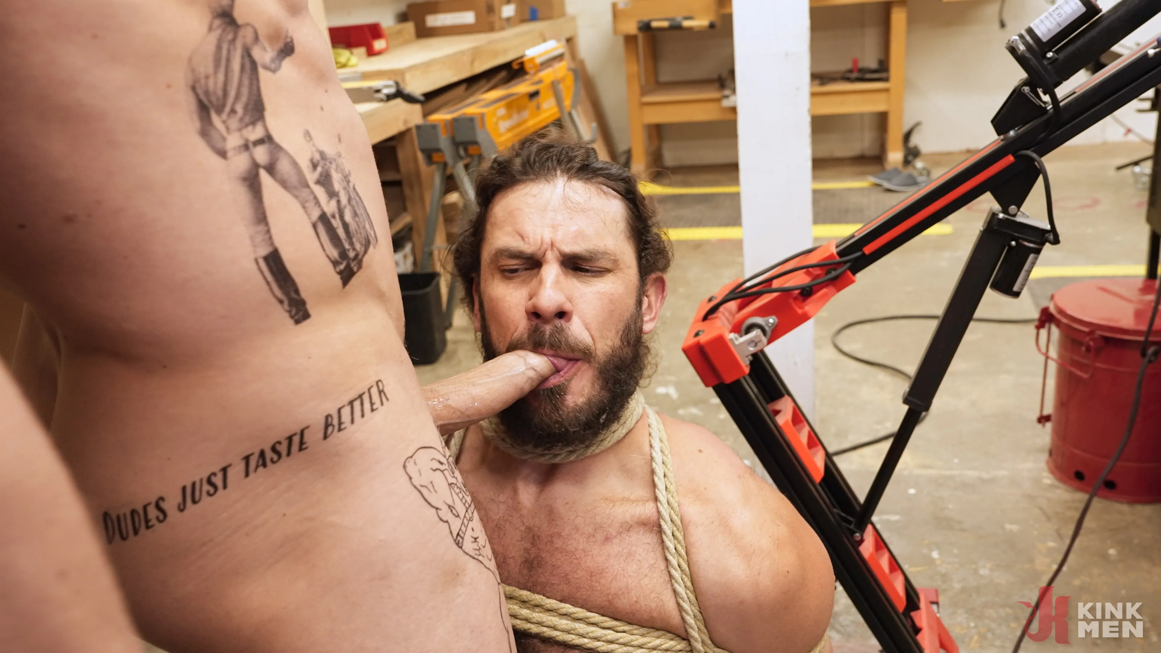 Kink Men 'A Full Refund!' starring Vander Pulaski (Photo 23)