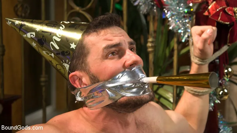 Kink Men 'Homo Alone Part 2: Pizza Man Michael DelRay Punishes Vander Pulaski' starring Vander Pulaski (Photo 11)