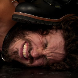 Vander Pulaski in 'Kink Men' Hungry For Cock (Thumbnail 10)