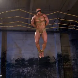 Vince Ferelli in 'Kink Men' The Bodybuilders and The Onyx (Thumbnail 5)