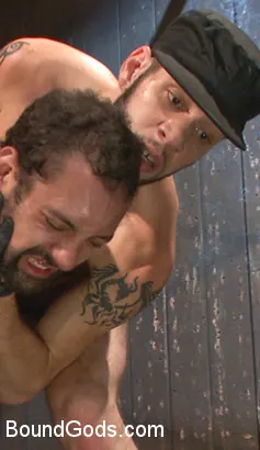 Kink Men 'No Escape' starring Wolf Hudson (Photo 16)