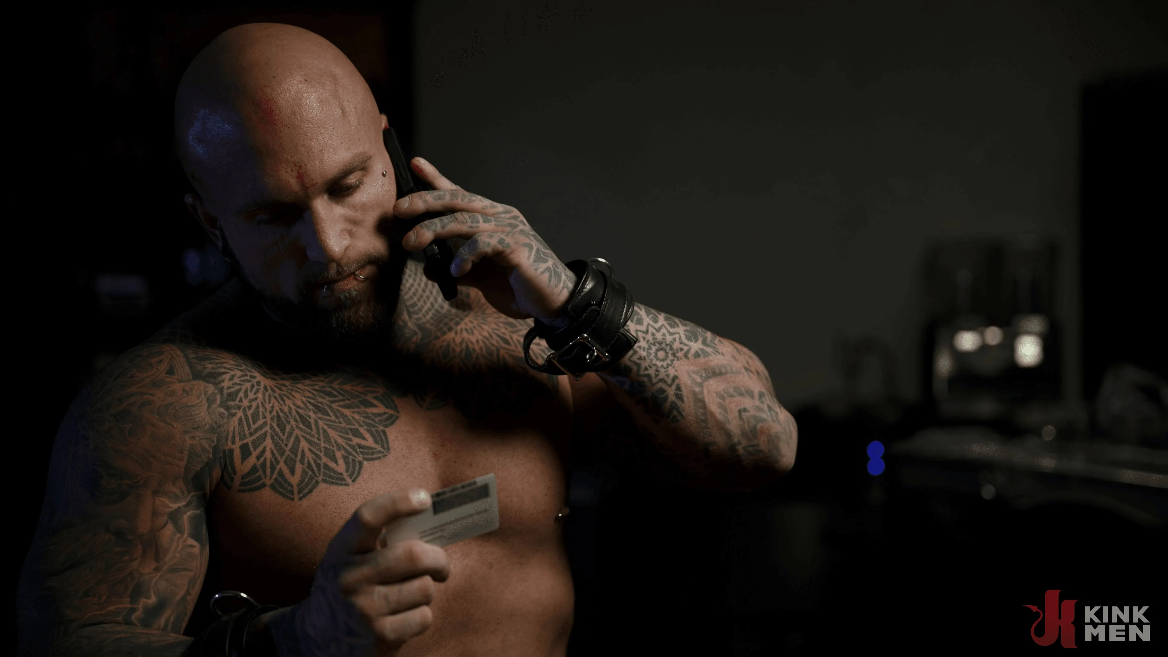 Kink Men 'The Barback: Gunnar Stone Takes Zacc Andrews Rough!' starring Zacc Andrews (Photo 2)